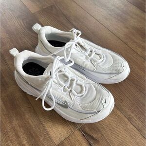 Women’s Nike Air Max Bliss